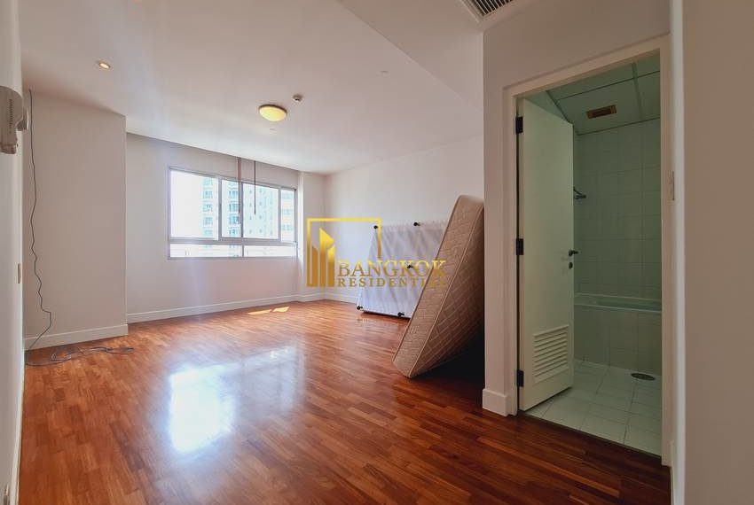 3 bed apartment Krungthep Thani Tower 20789 image-17