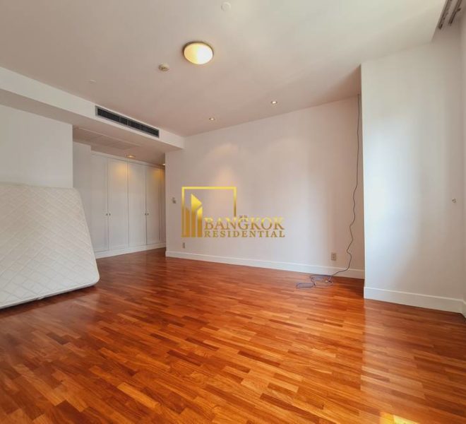 3 bed apartment Krungthep Thani Tower 20789 image-18