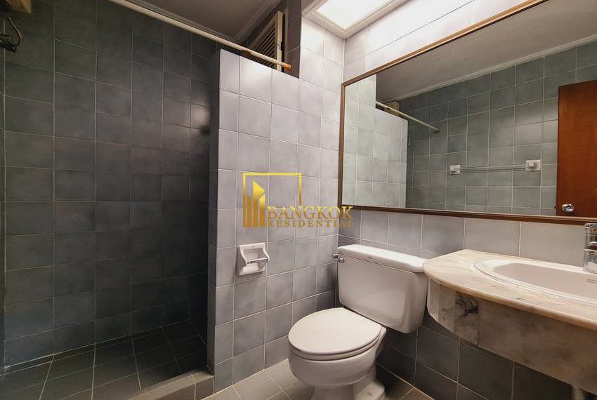 2 bedroom for rent Le Premier 111467 image-09