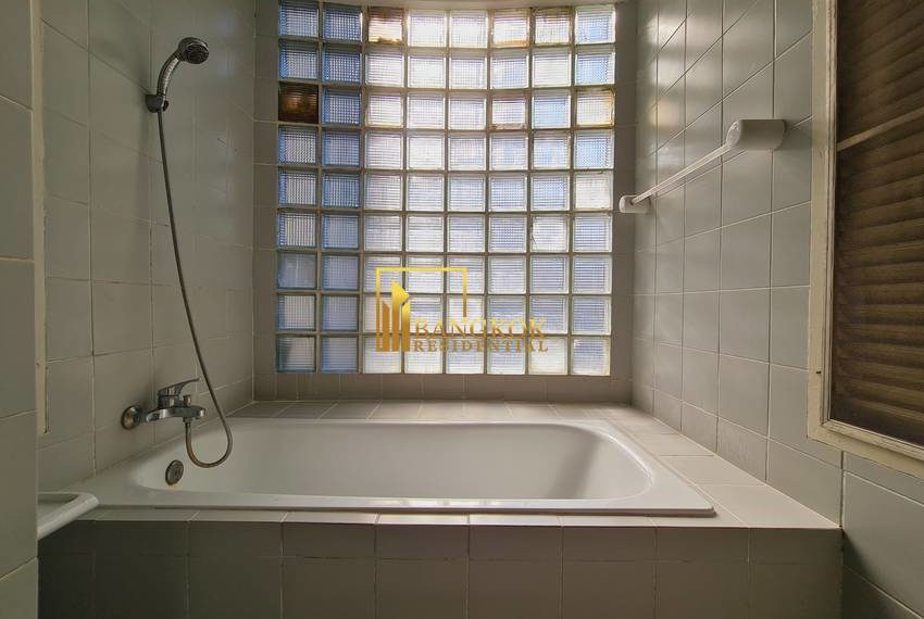 2 bedroom for rent Le Premier 111467 image-14