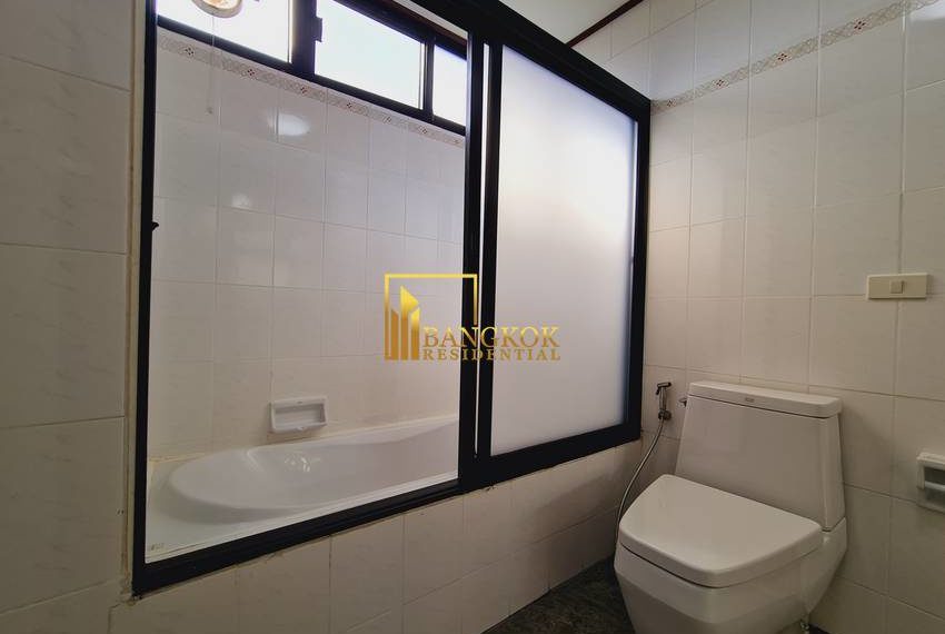 3 bed apartment for rent Nida Mansion20586 image-11