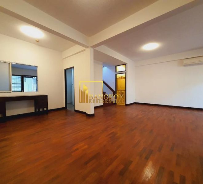 3 bed house for rent for sale nana 27768 image-05