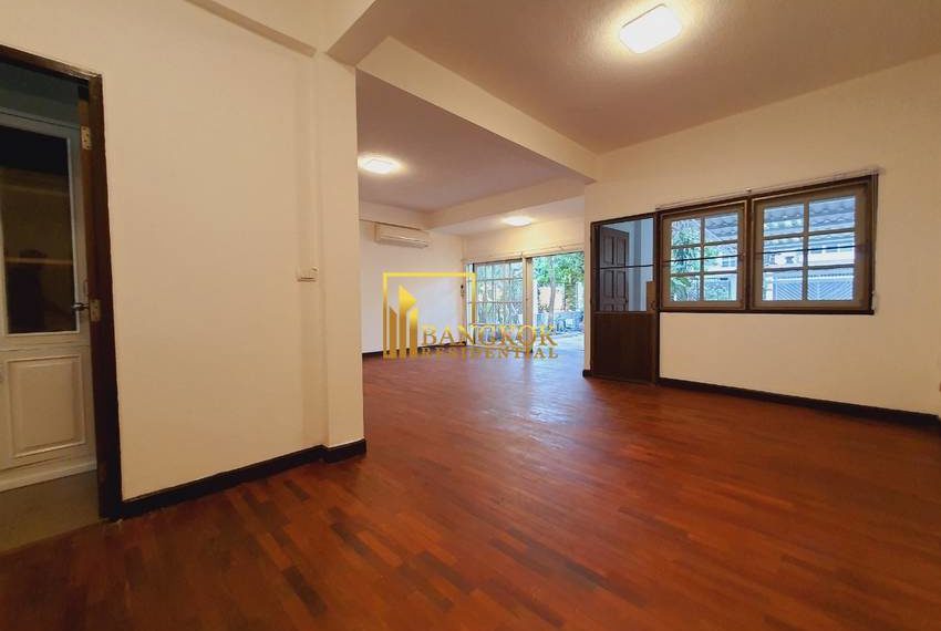 3 bed house for rent for sale nana 27768 image-06