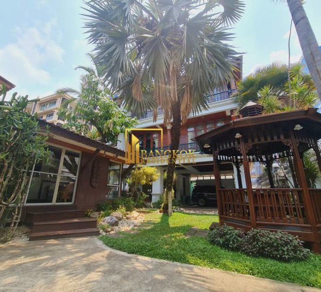 Single House Ekkamai for rent 8095 image-01