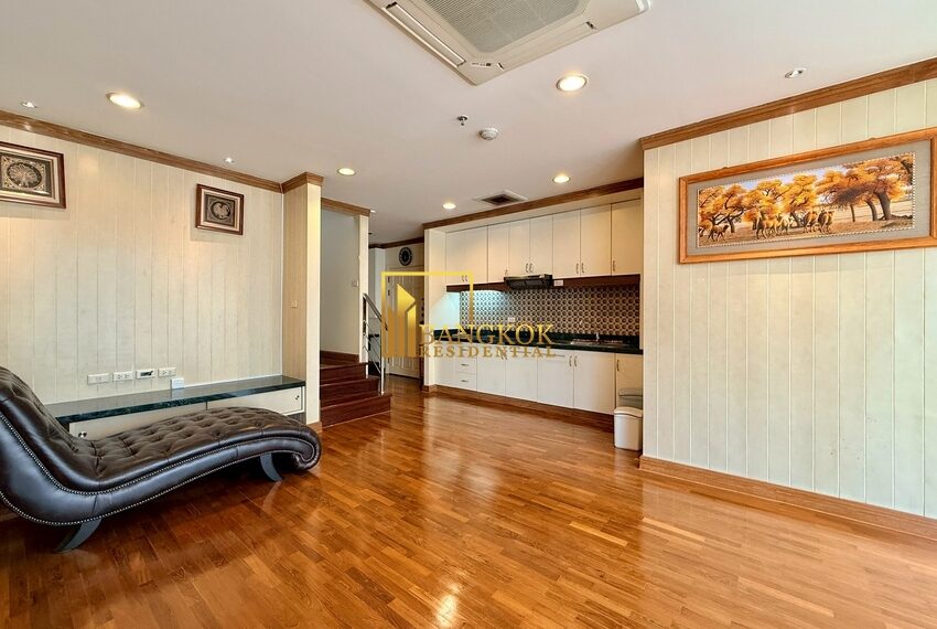 11832 Image-04