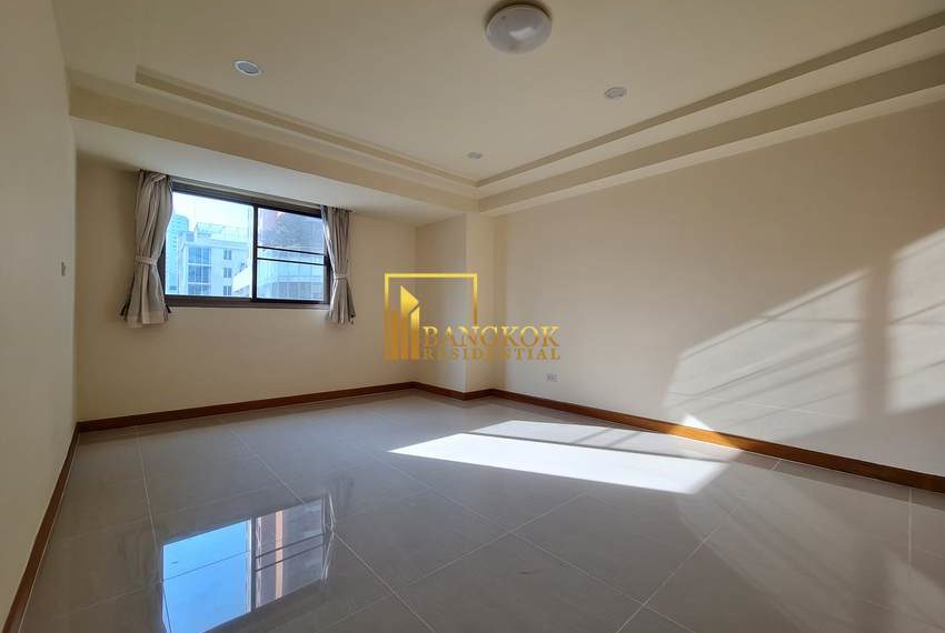 3 bedroom phrom phong Royal Castle 2842 image-13