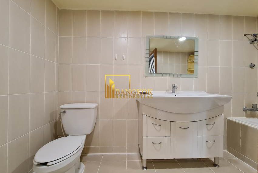 3 bedroom phrom phong Royal Castle 2842 image-19