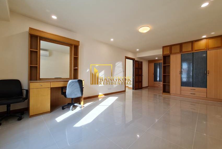 3 bedroom phrom phong Royal Castle 2842 image-22