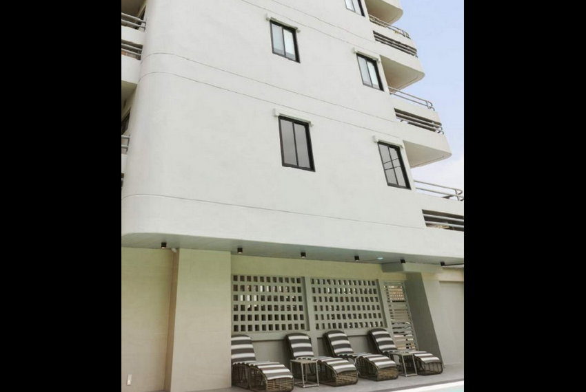 Silver Hill Residence Image-04