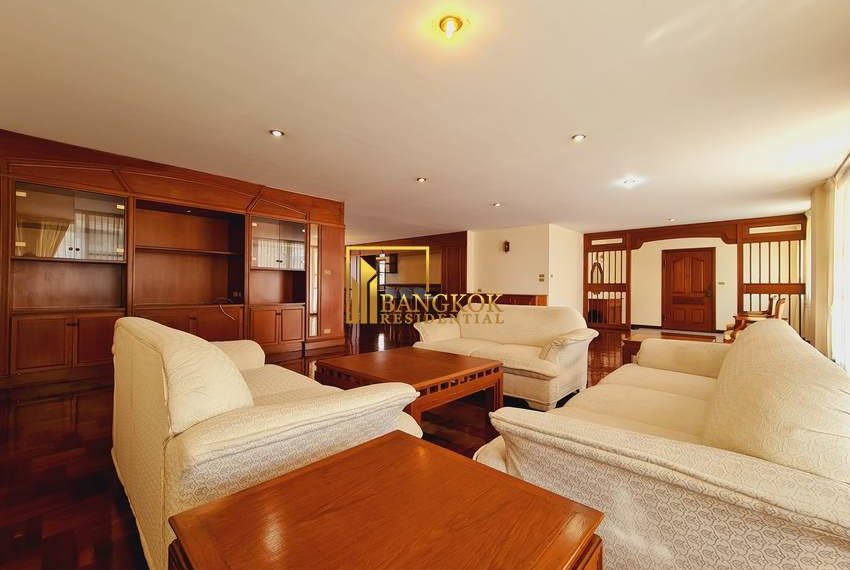 pet friendly 4 bed apartment asoke Sriratana Mansion 2 20428 image-03