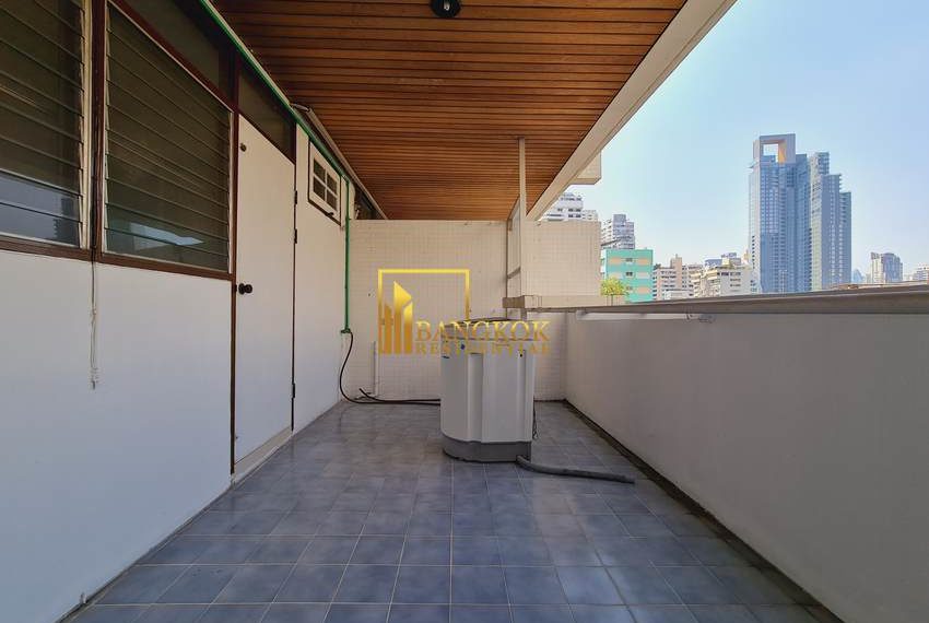 pet friendly 4 bed apartment asoke Sriratana Mansion 2 20428 image-09