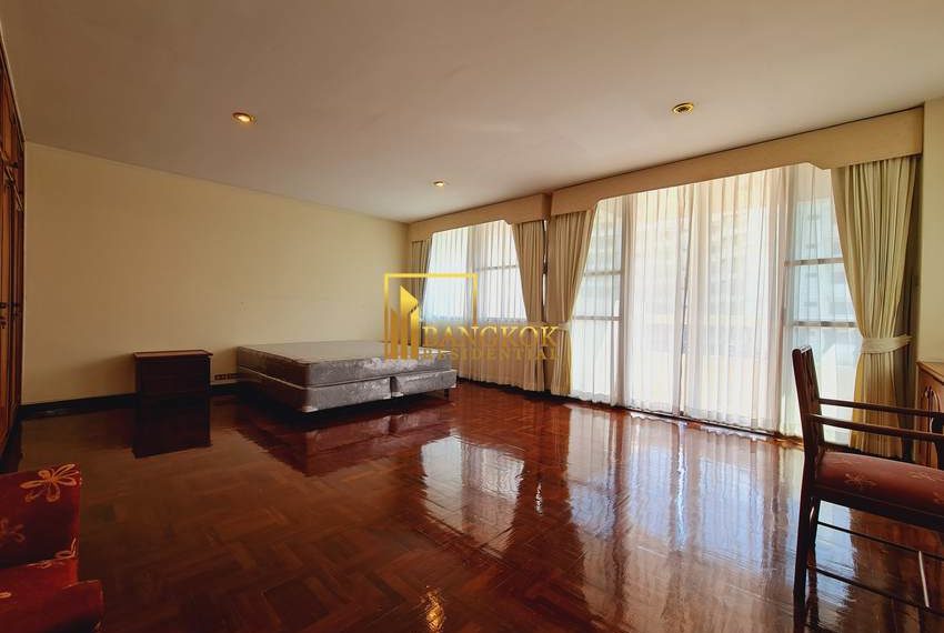 pet friendly 4 bed apartment asoke Sriratana Mansion 2 20428 image-18