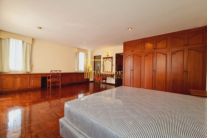 pet friendly 4 bed apartment asoke Sriratana Mansion 2 20428 image-19
