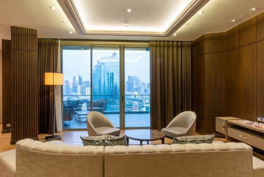 Elegant 3 Bedroom Condo For Rent – Magnolias Waterfront 14933 Image-01