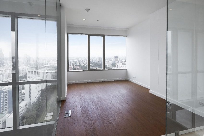 185 Rajadamri 2 Bed Duplex Condo For Rent 15031 Image-04