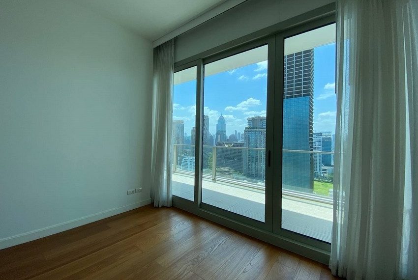 185 Rajadamri 3 Bed Condo For Rent 15032 Image-09