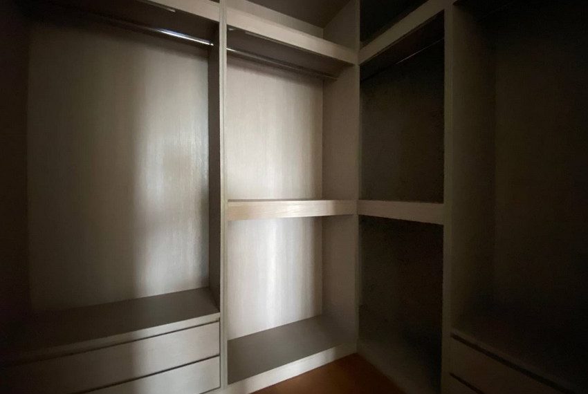 185 Rajadamri 3 Bed Condo For Rent 15032 Image-13