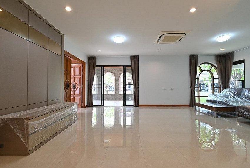 27827 Image-07
