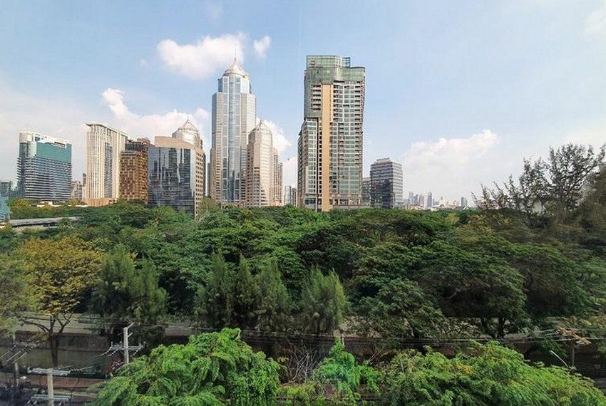 Luxury Condo 1 Bedroom For Rent in Sindhorn Residence 15227 Image-10