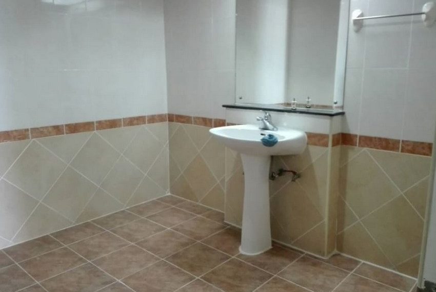 15369 Image-09