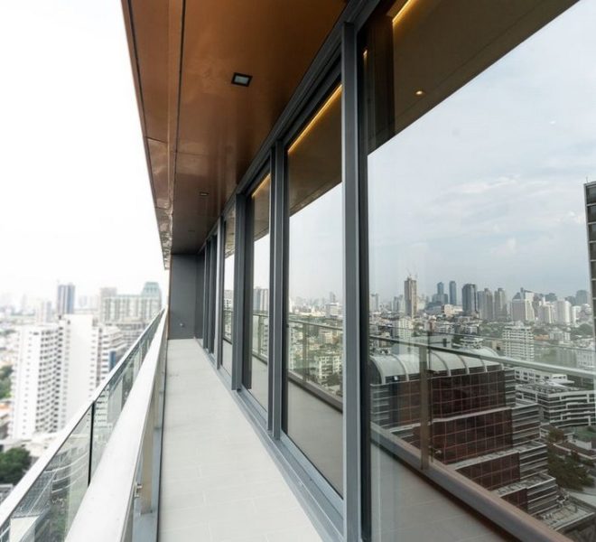 Gorgeous 3 Bedroom Luxury Condo Khun By Yoo Thong Lo 15400 Image-17