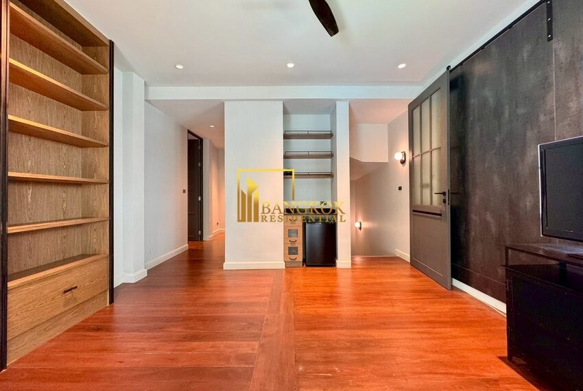 8729 Image-21