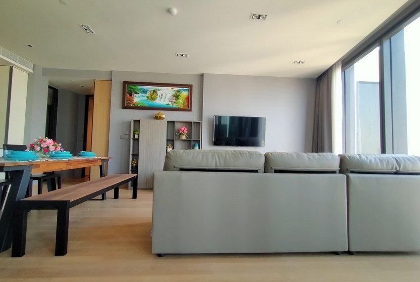 15588 Image-02