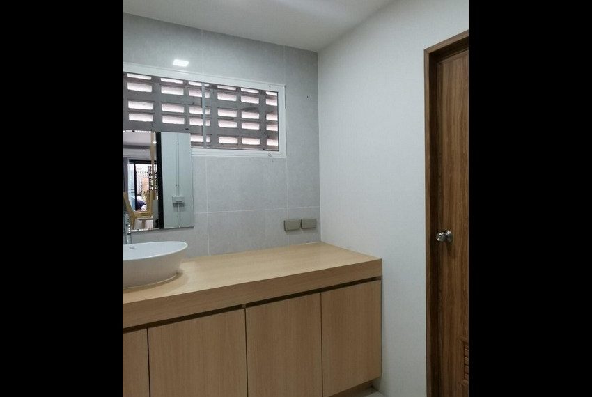 8876 Image-08