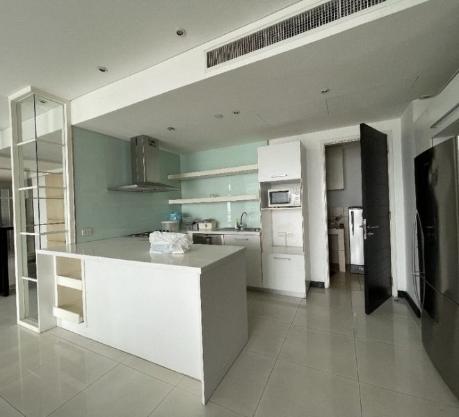 15896 Image-04