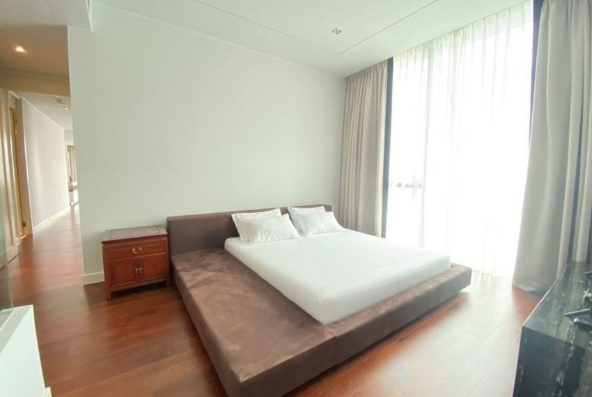 15903 Image-05