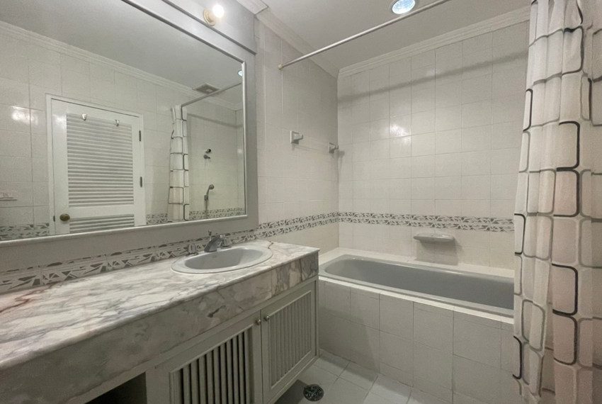 16057 Image-20