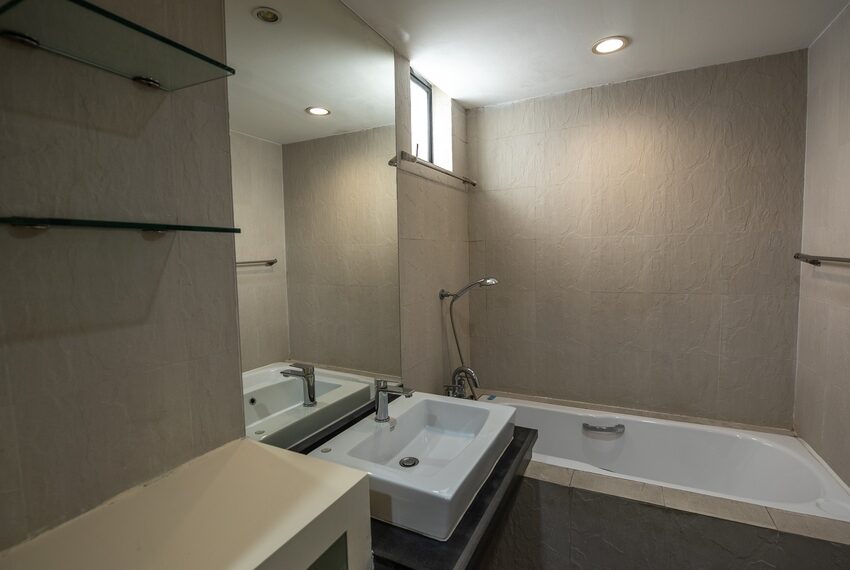 16085 Image-23