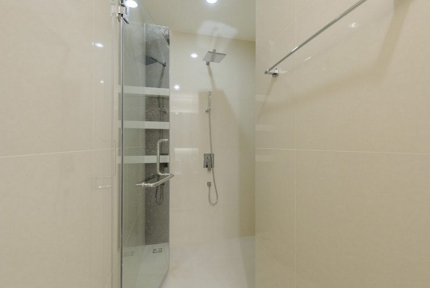 15736 Image-15