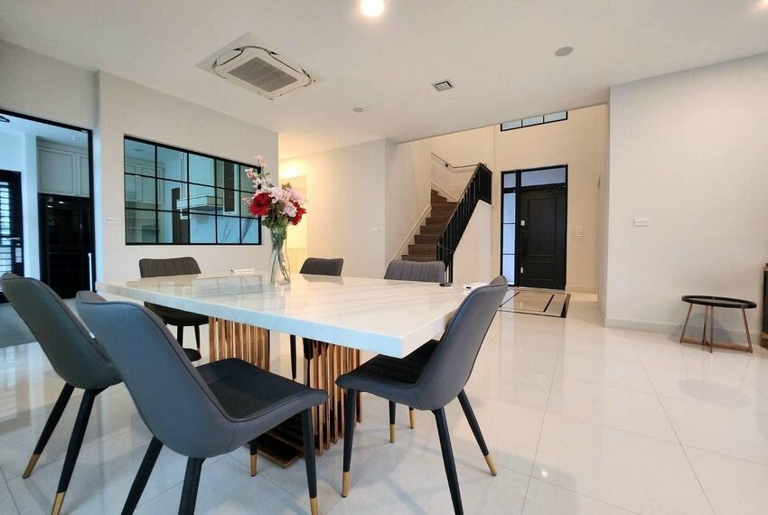 27955 Image-05