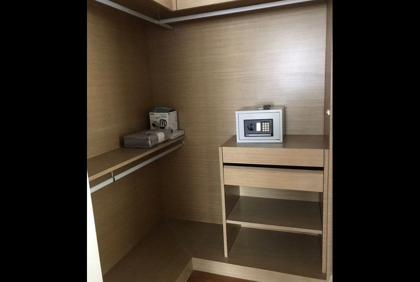 15894 Image-05