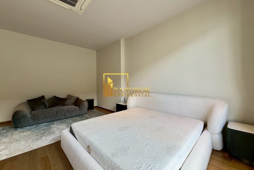 28017 Image-40