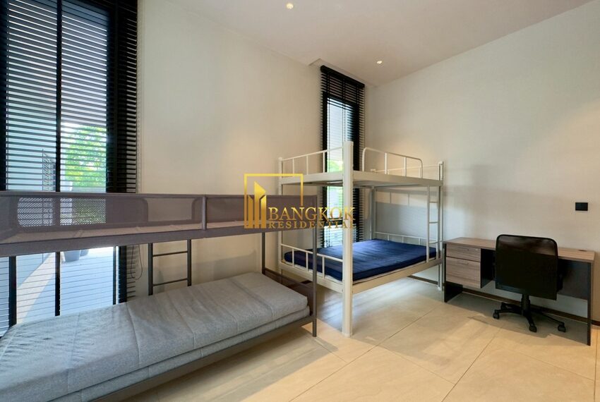 28017 Image-60