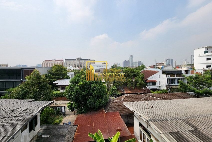 8918 Image-33