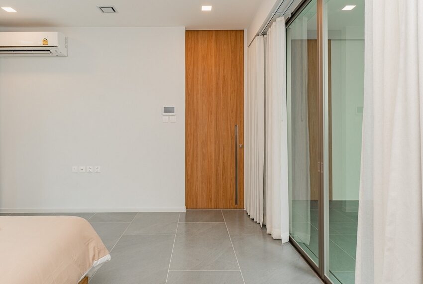 28046 Image-22