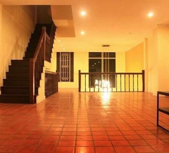 8943 Image-04