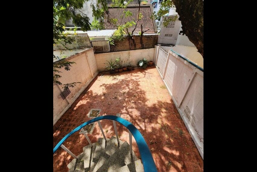 8944 Image-09