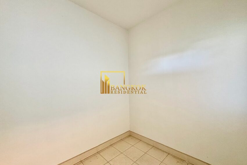 28064 Image-32