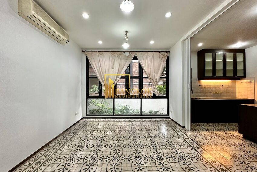 28075 Image-14
