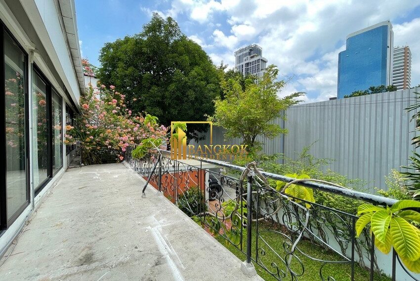8956 Image-32