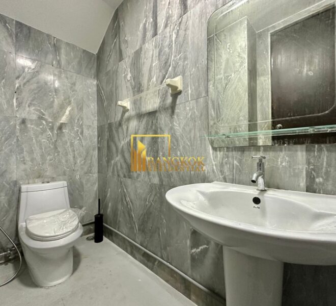 28105 Image-16