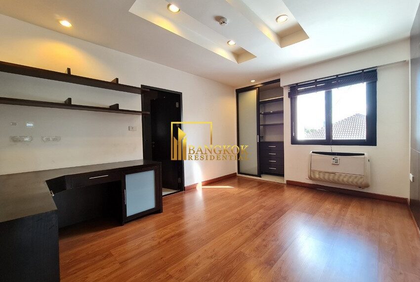 21047 Image-12