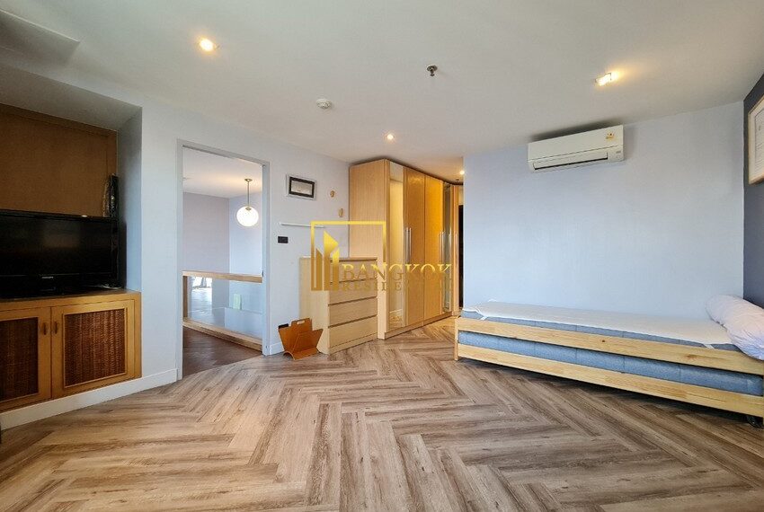 18111 Image-18