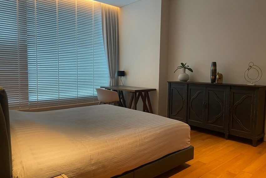 18202 Image-03