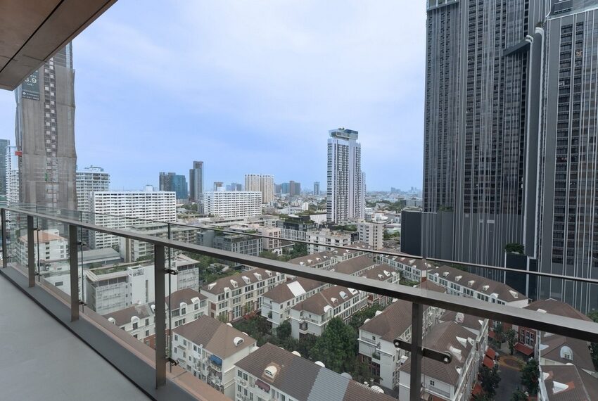 18372 Image-03