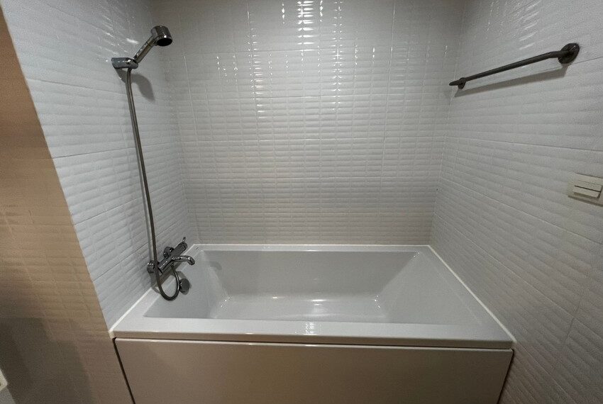 18317 Image-13